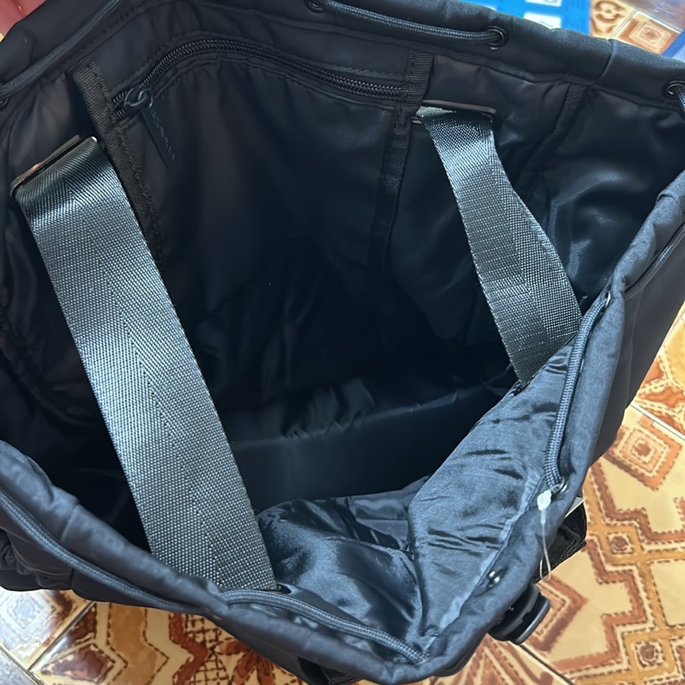 Beyond Yoga Drawstring Backpack - Picture 4 of 6